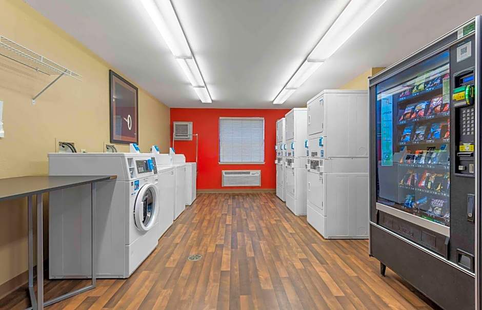 Studio 6 Corporate Extended Stay Buffalo Amherst NY