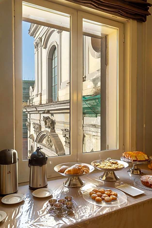 Napolit'amo Hotel Medina