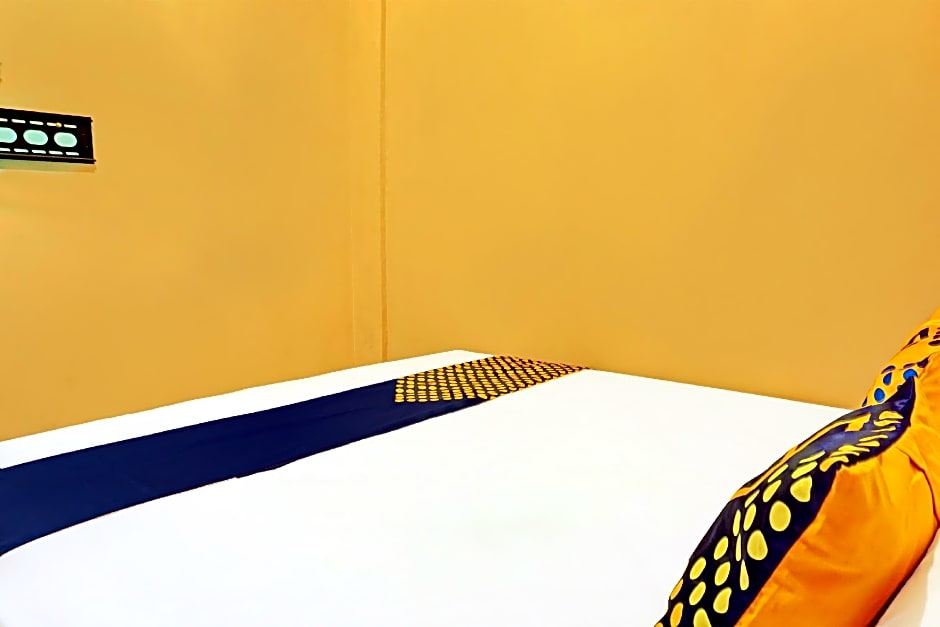 SPOT ON 92450 Homestay Simpang Panji Suroso Syaria