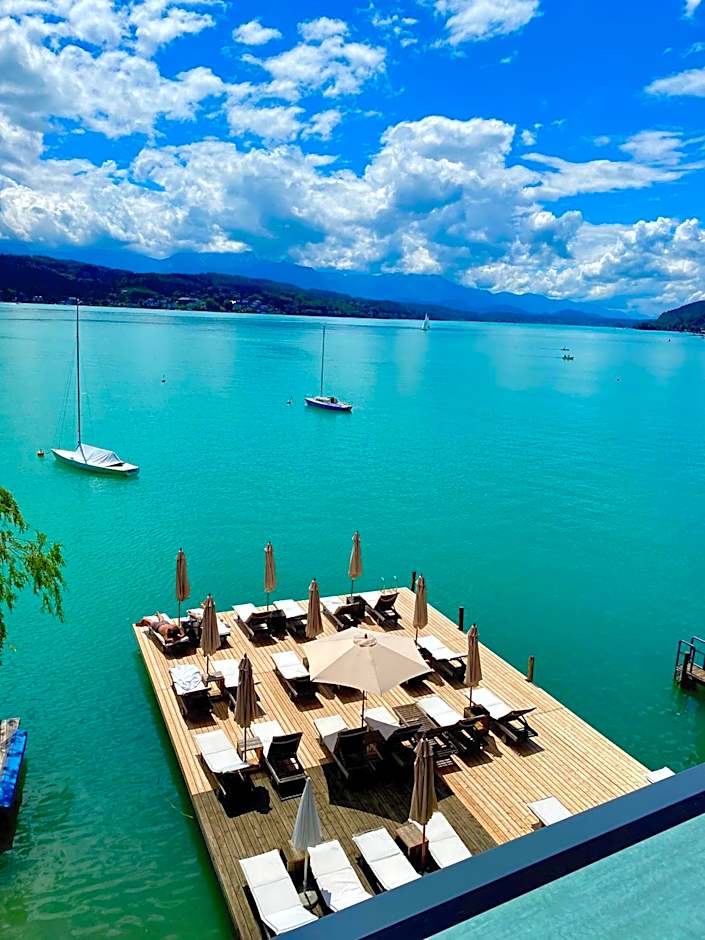 Hotel Schloss Leonstain