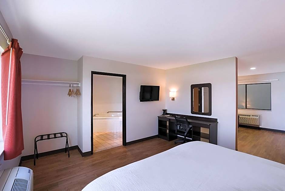 Quality Inn & Suites Junction