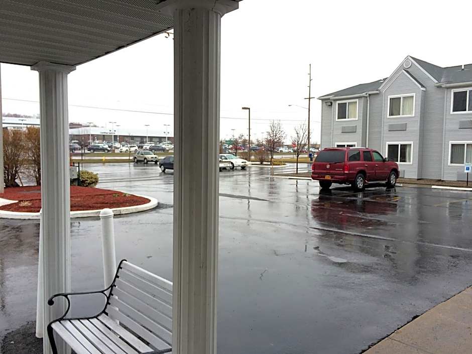 Baymont by Wyndham Henrietta/Rochester