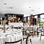 Axis Viana Business & SPA Hotel