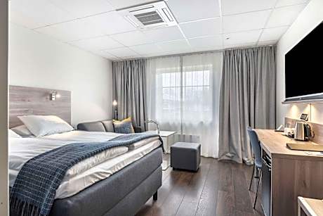 Single Room - Disability Access/Non-Smoking