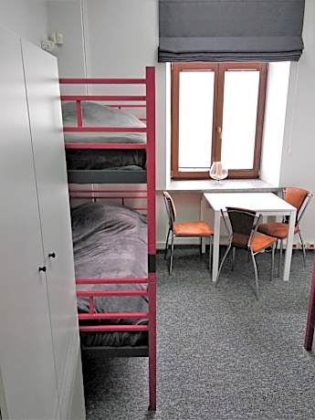 Bunk Bed in Mixed Dormitory Room