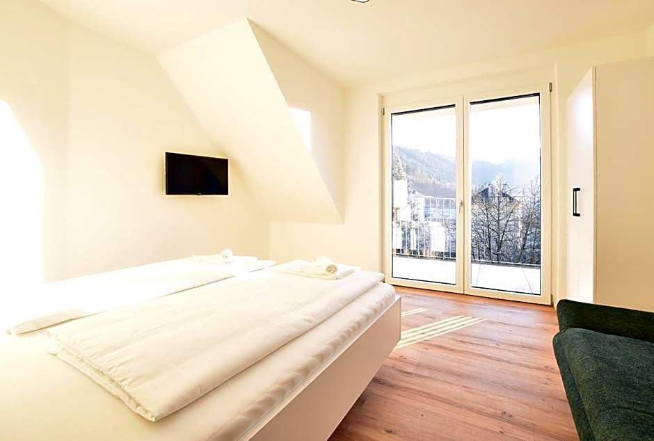 myQuartier Central City Suites digital self check in