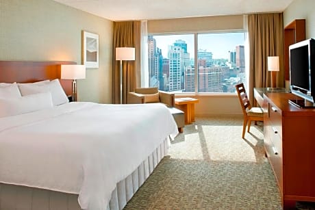 Traditional King Room - Hearing Accessible