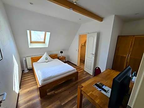 Single Room Street View