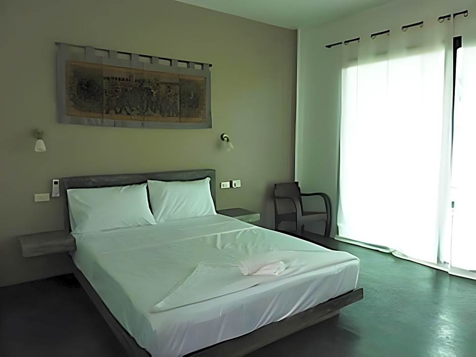 Sairee Sairee Guesthouse