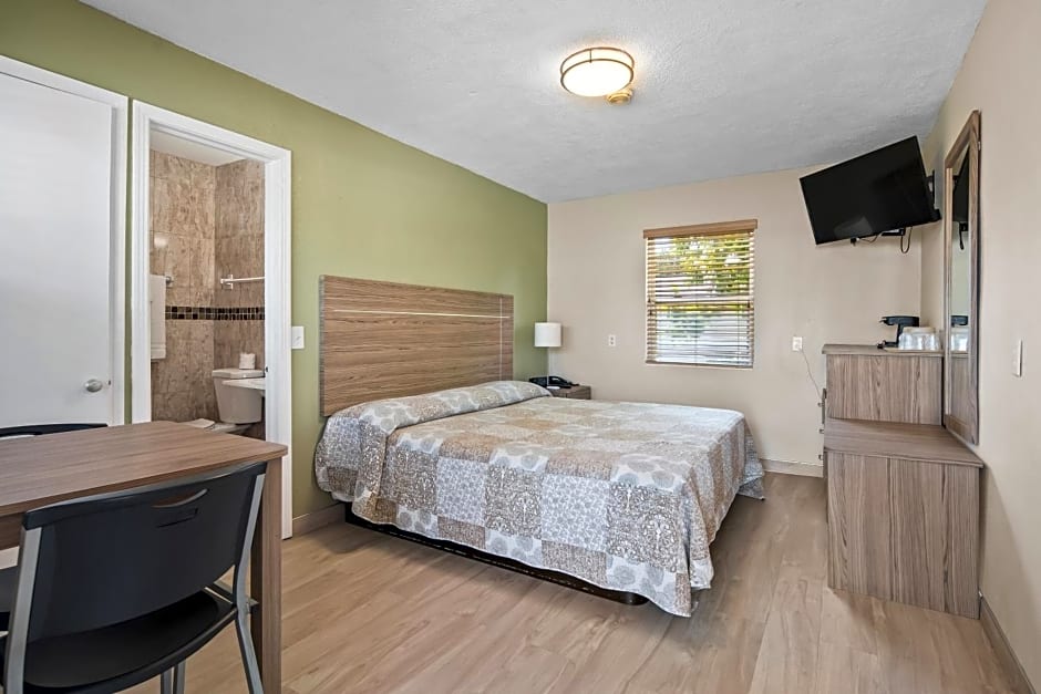 Tamiami Motel