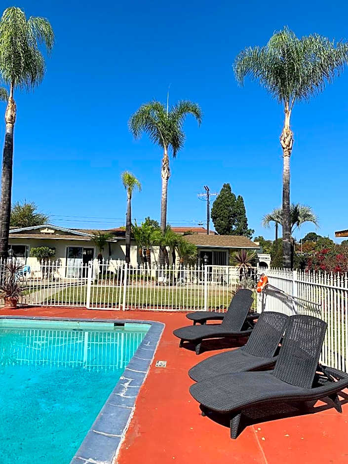 Fallbrook Country Inn