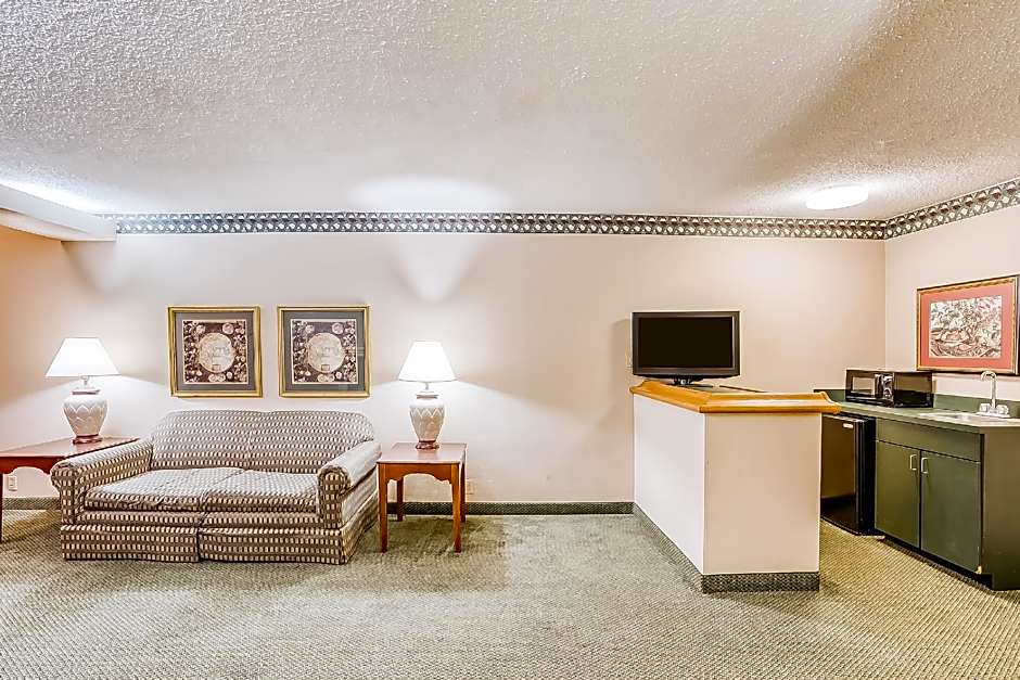 OYO Hotel Monroe LA I-20