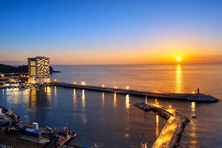 Ramada by Wyndham Gangwon Sokcho