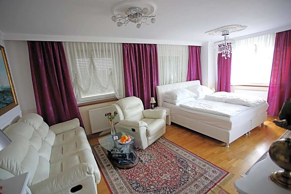 Höckner Plaza Hotel