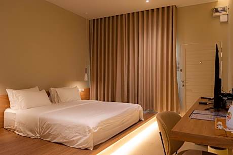 Premium King Room
