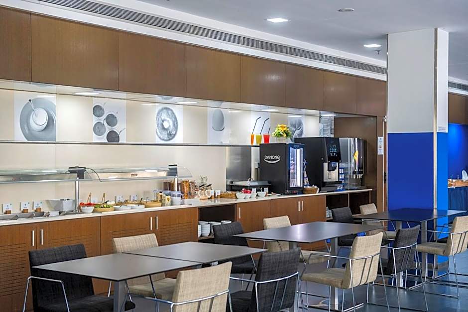 Holiday Inn Express Barcelona City 22@ By IHG