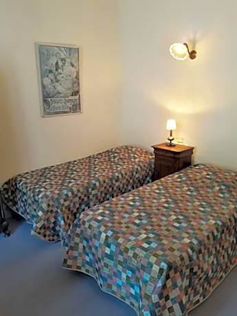 Single Room with Private External Bathroom