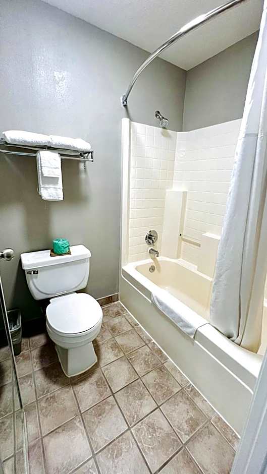 Studio 6 Suites Portland, OR Downtown OHSU