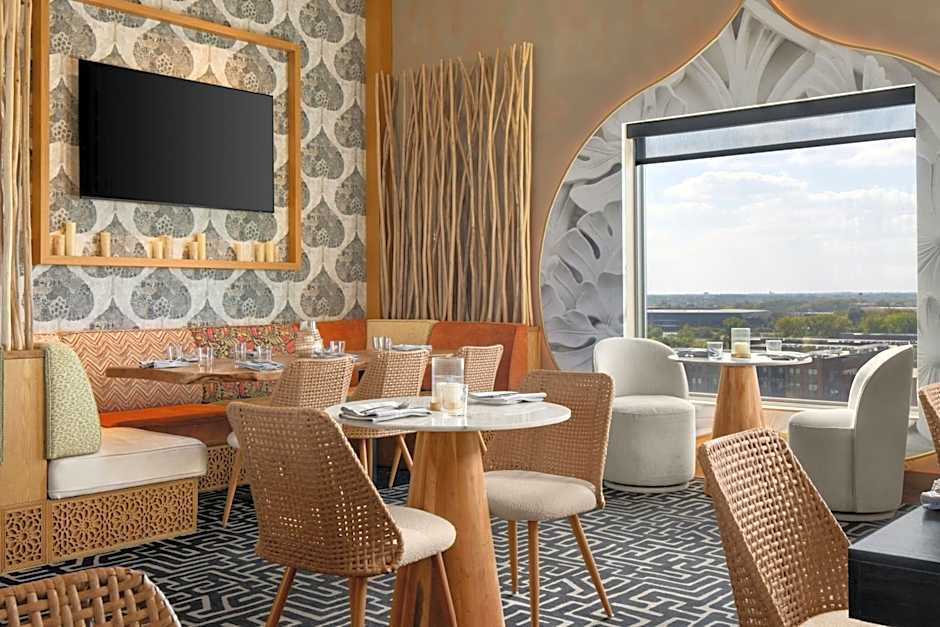 AC Hotel by Marriott Columbus Downtown