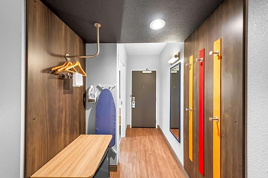 Tru by Hilton Plano East North Hwy 75   