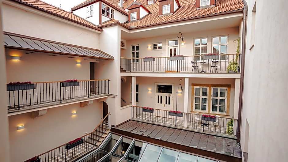 Hotel Golden Key Prague Castle