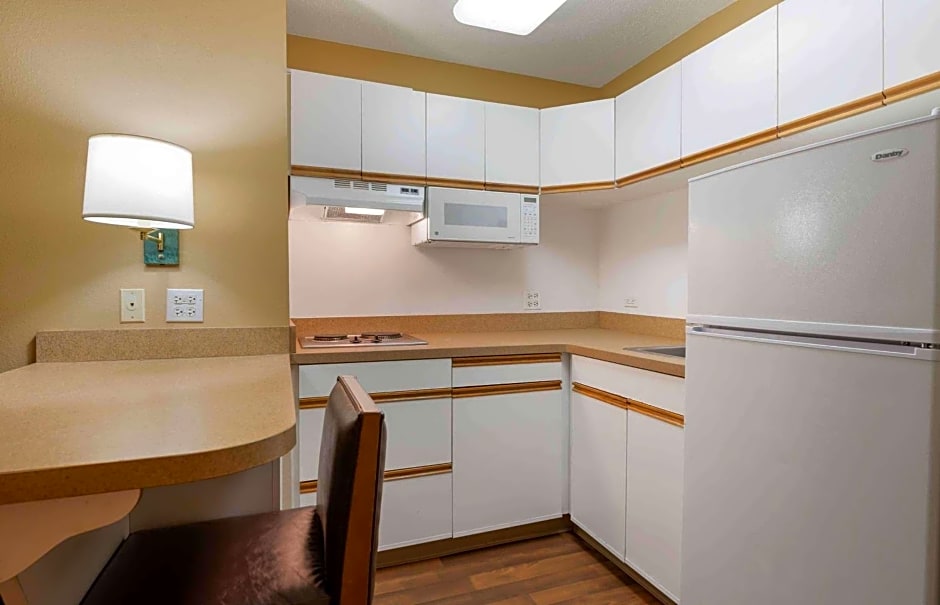 Extended Stay America Suites - Chicago - Schaumburg - Convention Center