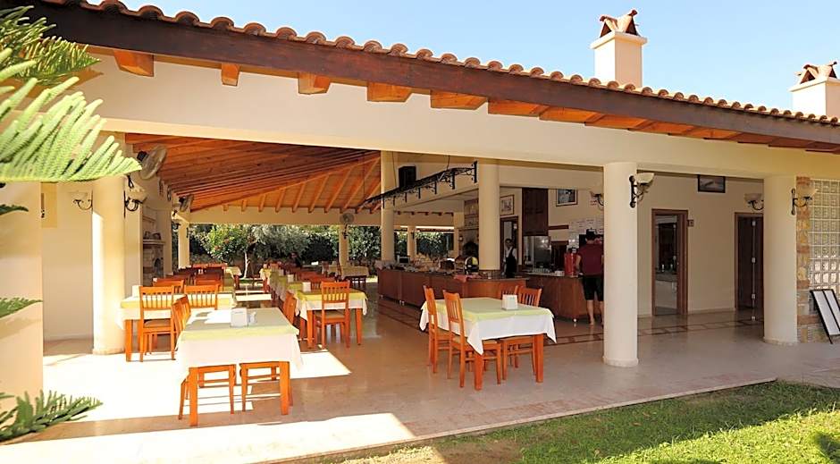 Mavruka Hotel