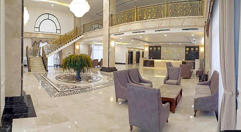 Duc Huy Grand Hotel and Spa