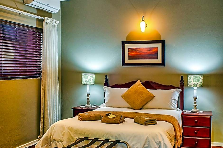 Amper Bo Guest House