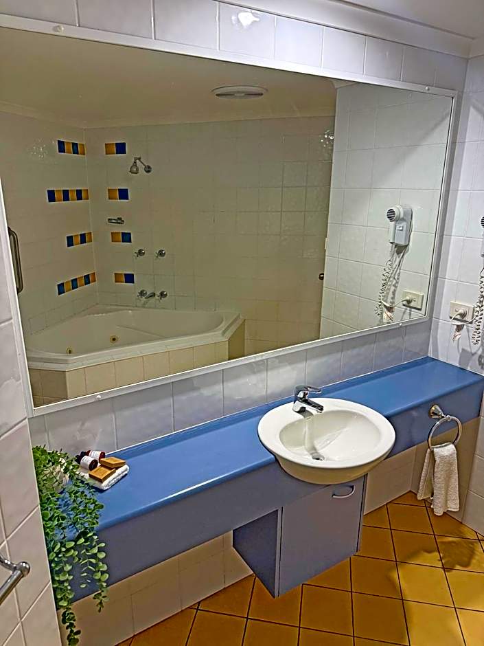 Beachside Holiday Apartments