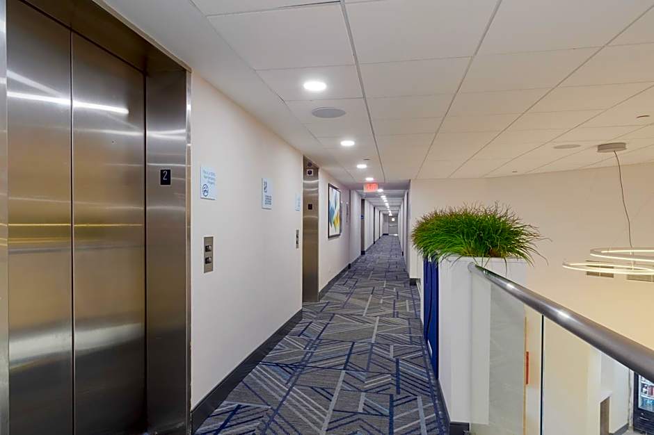 Holiday Inn Express & Suites Phoenix  Tempe By IHG