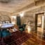 Sarnich Cave Suites