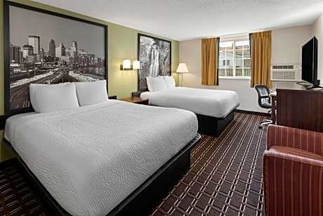 2 Queen Beds Non-Smoking