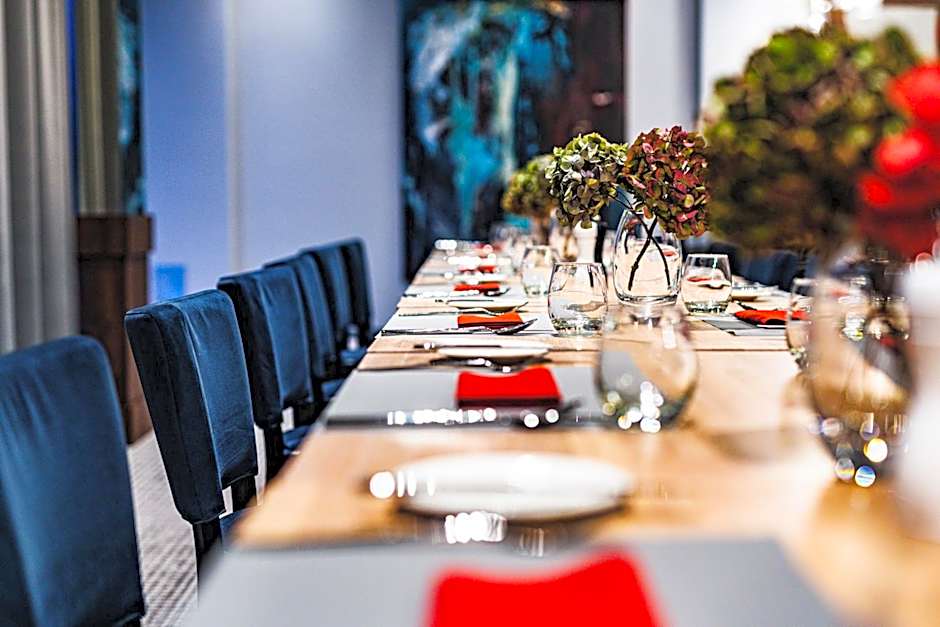Sezony. Restauracja i Hotel
