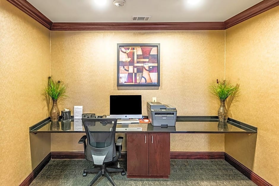 Red Lion Inn & Suites Mineral Wells