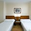 Duerming Longoria Plaza Hotel