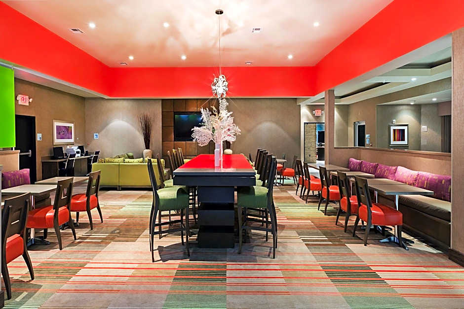 Holiday Inn Express Frisco Legacy Park Area By IHG