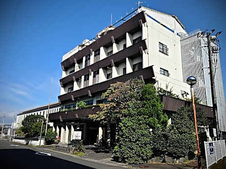 中山壮