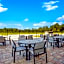 Holiday Inn Express & Suites Macclenny By IHG