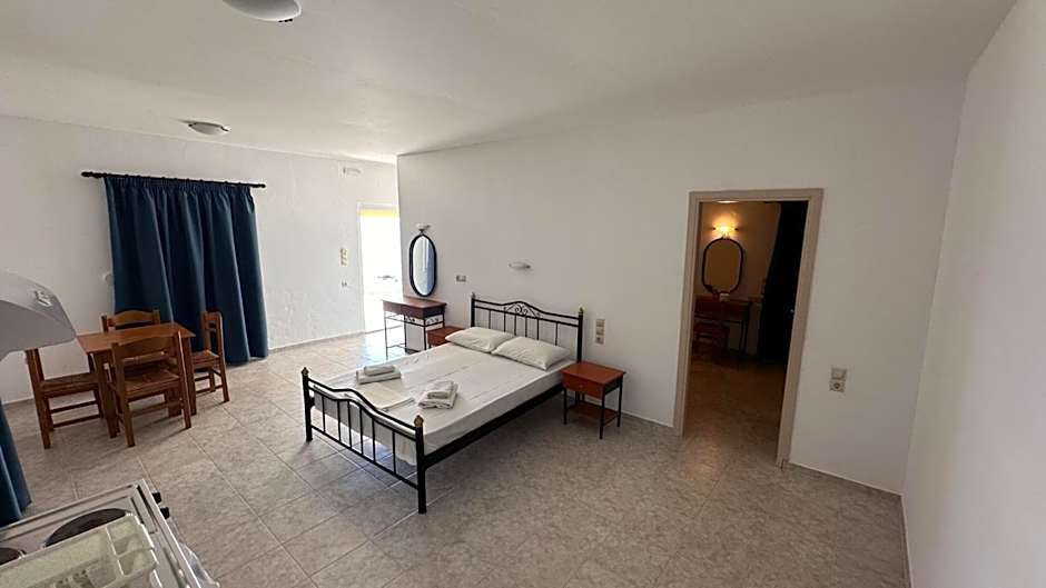 Sfinias Apartments