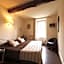 Logis Hotel Restaurant LA BARGUILLERE