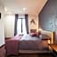 Glam House