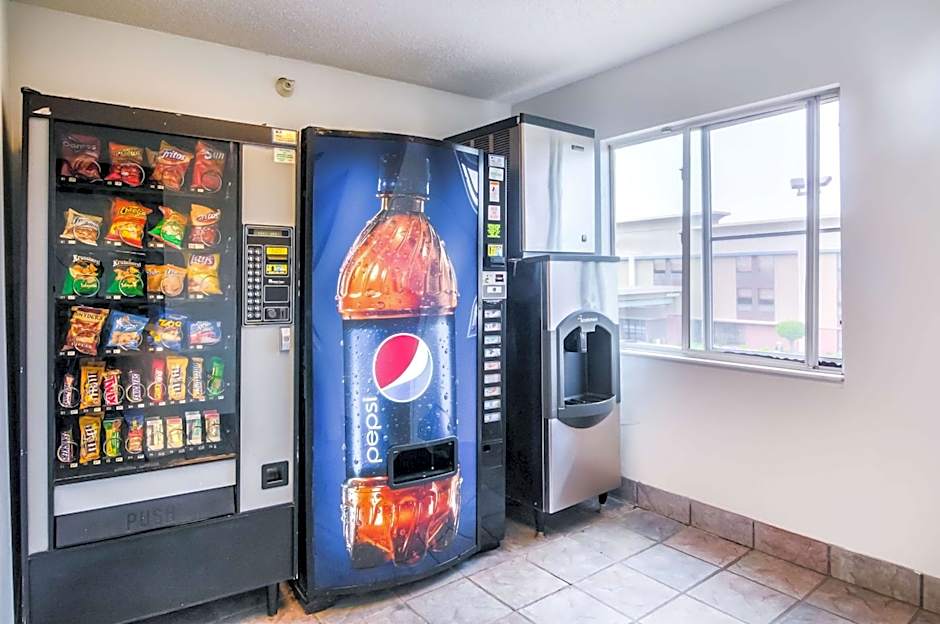 Motel 6-Joliet, IL - Chicago - I-55