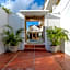 Honu Studio Living Bali