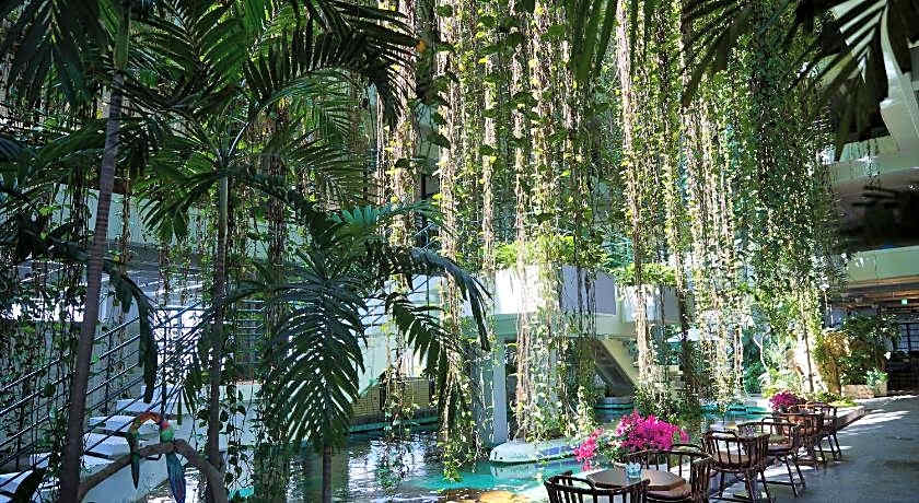 Palace In Moon Beach