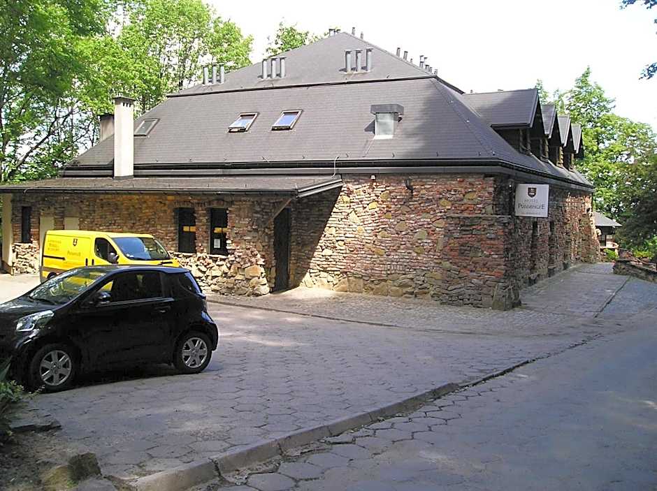 Hotel Podzamcze