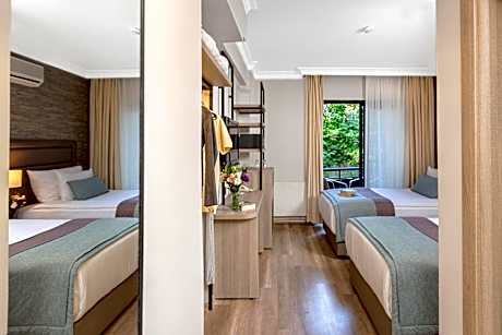 Standard Double or Twin Room with Garden View