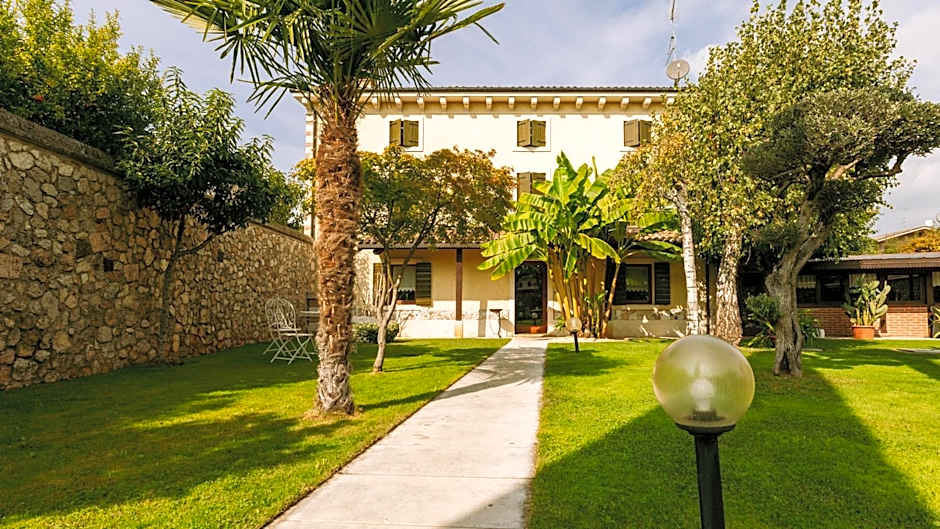 B&B Antico Borgo Marcemigo