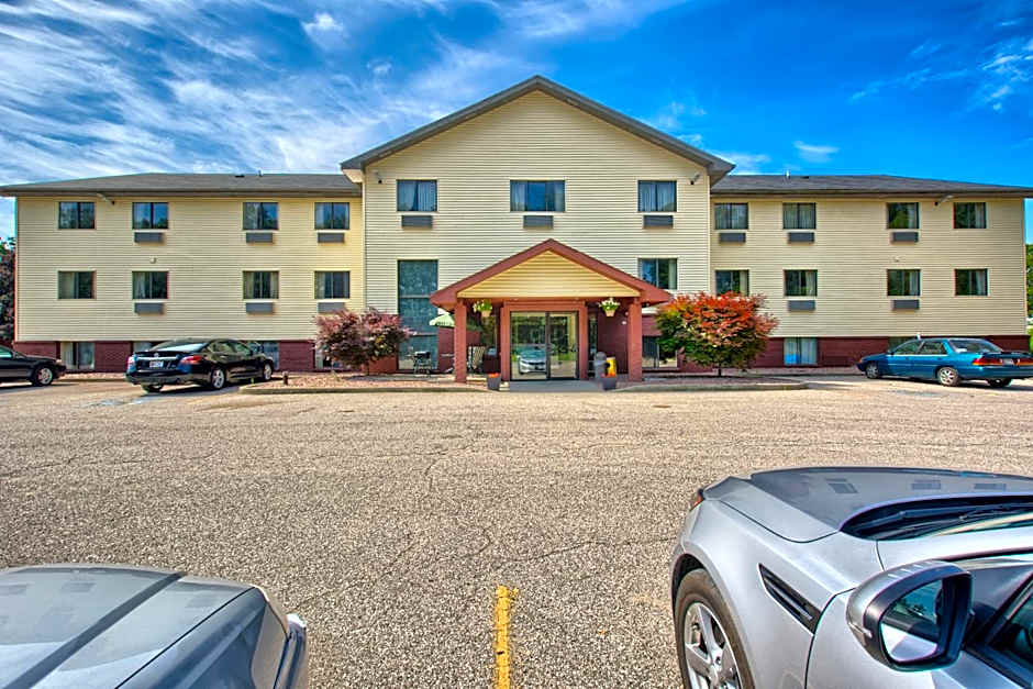 Photo 1 of 50 of Rodeway Inn Whitehall