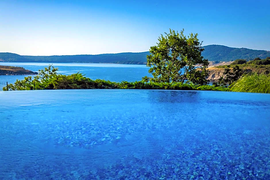 Saint Thomas Holiday Village